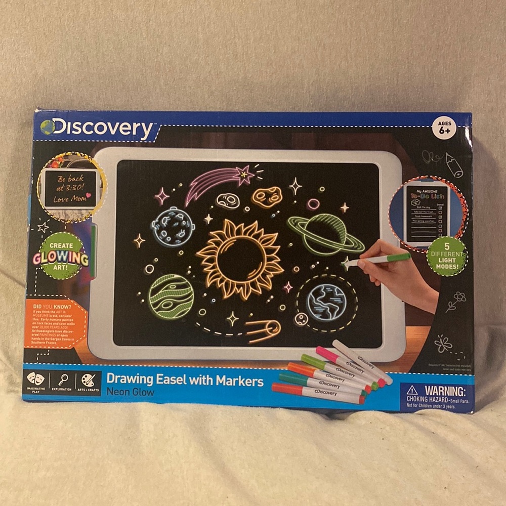 Discovery Drawing Easel with Markers - Neon Glow